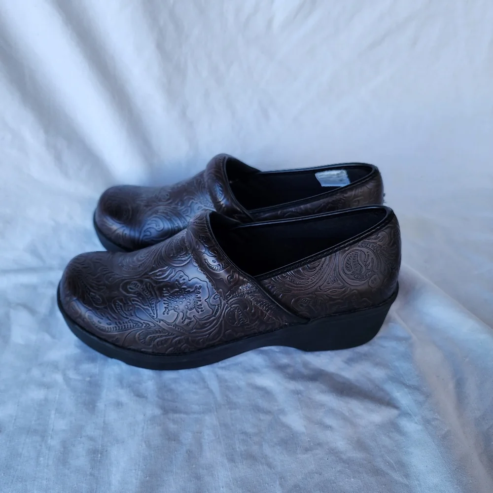Safe T Step Clogs - Picture 2 of 6